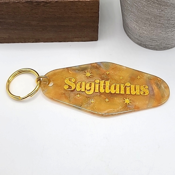 Boutique Accessories - SAGITTARIUS Zodiac Astrology Sign Glitter Motel Keychain